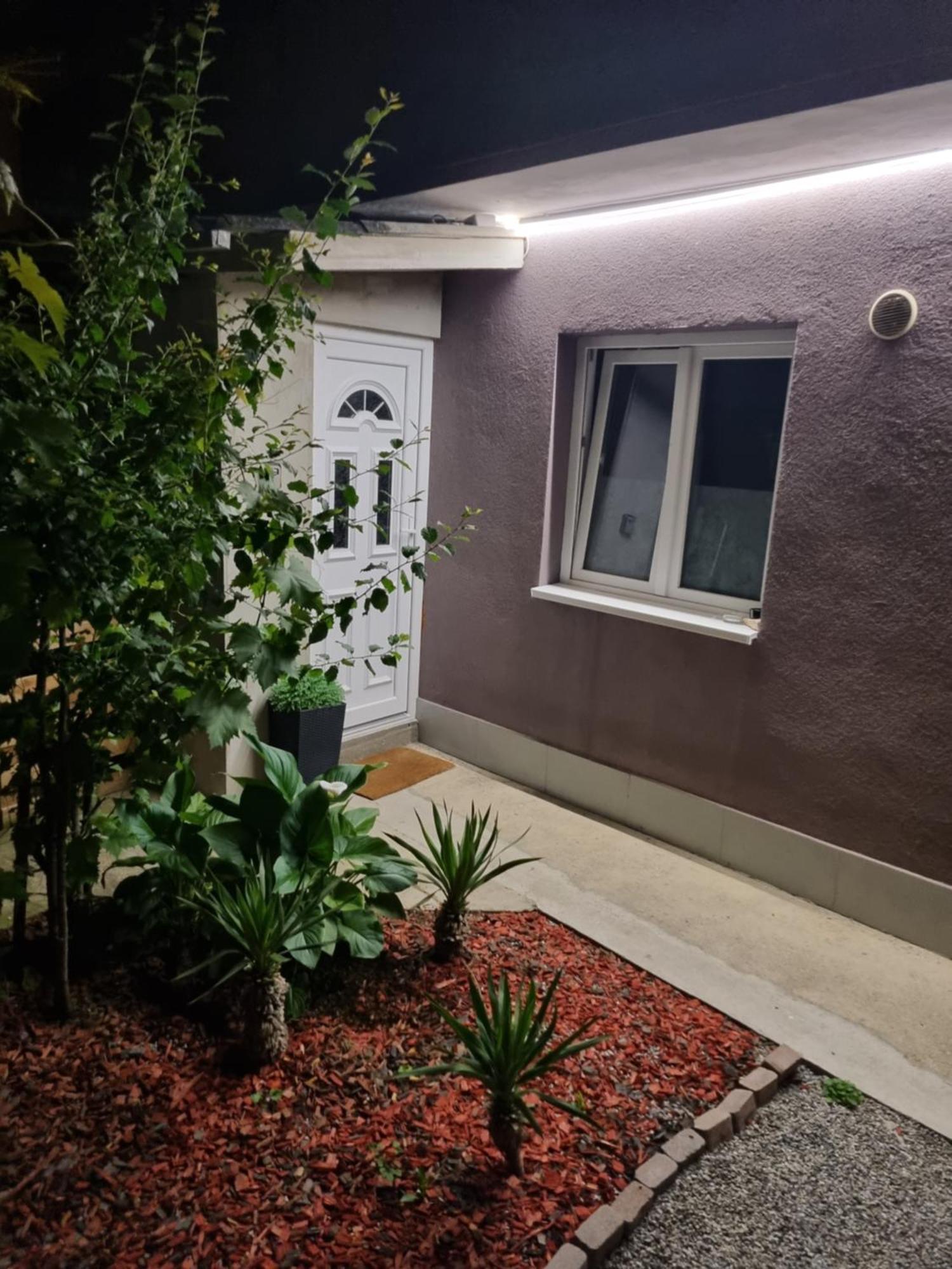 Apartman Migliore Sesvete Esterno foto
